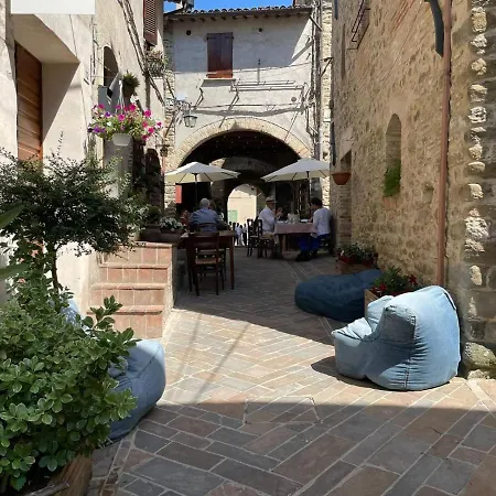 Del Colle ゲストハウス